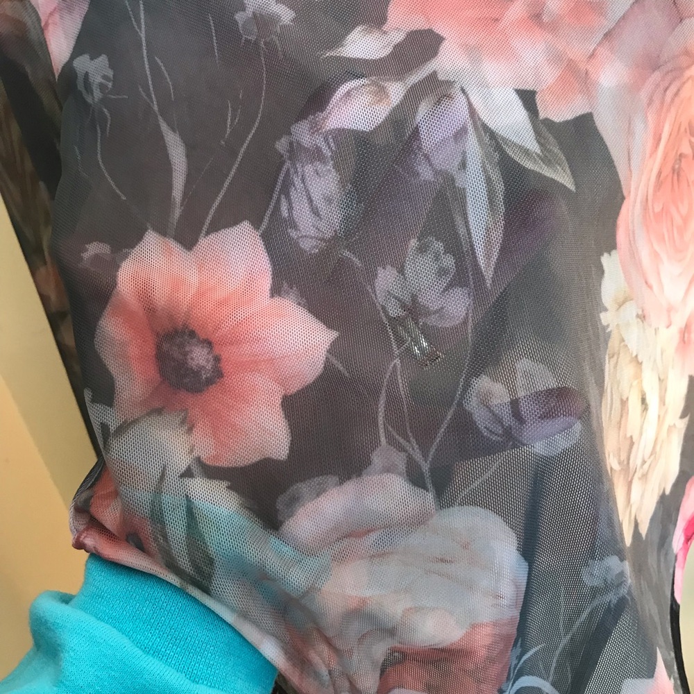 Love J sheer floral print long sleeve bodysuit - Picture 2 of 10